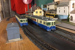 Deux soeurs se croisent. La 4001 "Suisse" et la 4002 "Vaud".