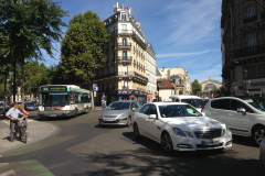 Au fond à droite on aperçoit le BV de Paris-Gare de l'Est