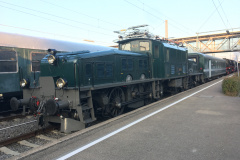 La Ce 6/8 III 14305 accompagnée par l'As 2802 également d'Olten