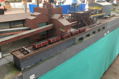 Au chargement des wagons