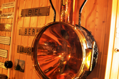 Une ancienne lanterne à pétrole.