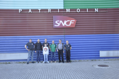 Photo de groupe après la visite.